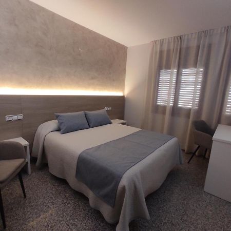 Hotel Querol Valderrobres Kültér fotó