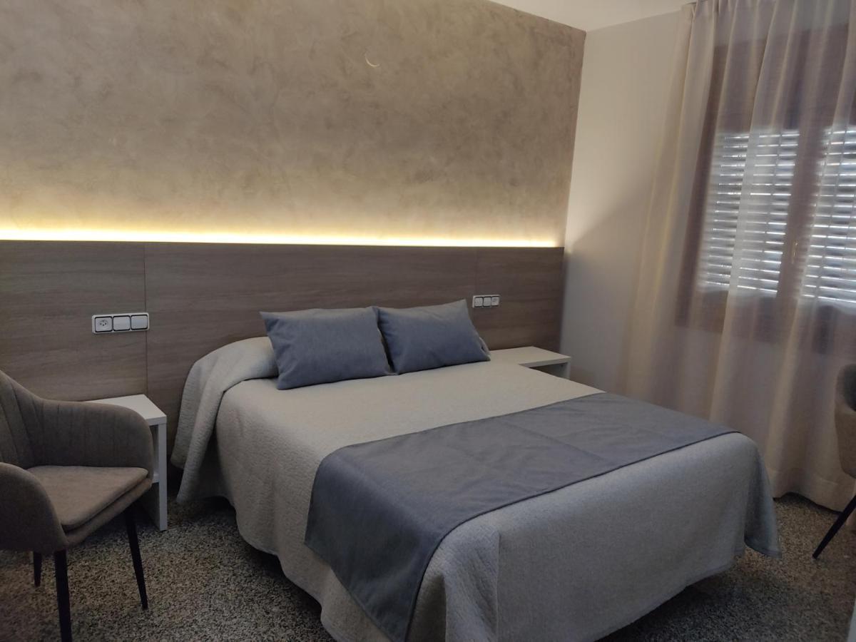 Hotel Querol Valderrobres Kültér fotó